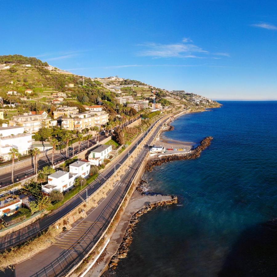 Da Mariella Case Vacanza - Bilocale Sunset Vista Mare Σαν Ρέμο Εξωτερικό φωτογραφία